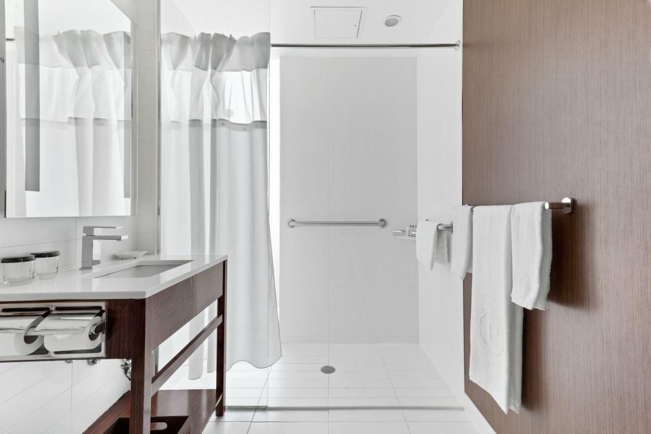 The Parc Hotel New York Bagian luar foto